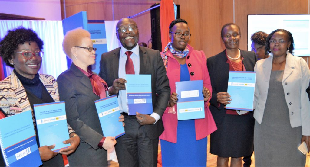 L- R Ludfine Bunde (UNAIDS), Justice Mumbi Ngugi (Judiciary), Ambrose Rachier (KELIN), Scholastica Marenya (UNDP-Kenya), Winnie Lichuma (KELIN) and Caren Kiarie (KELIN Community Health Advocate)
